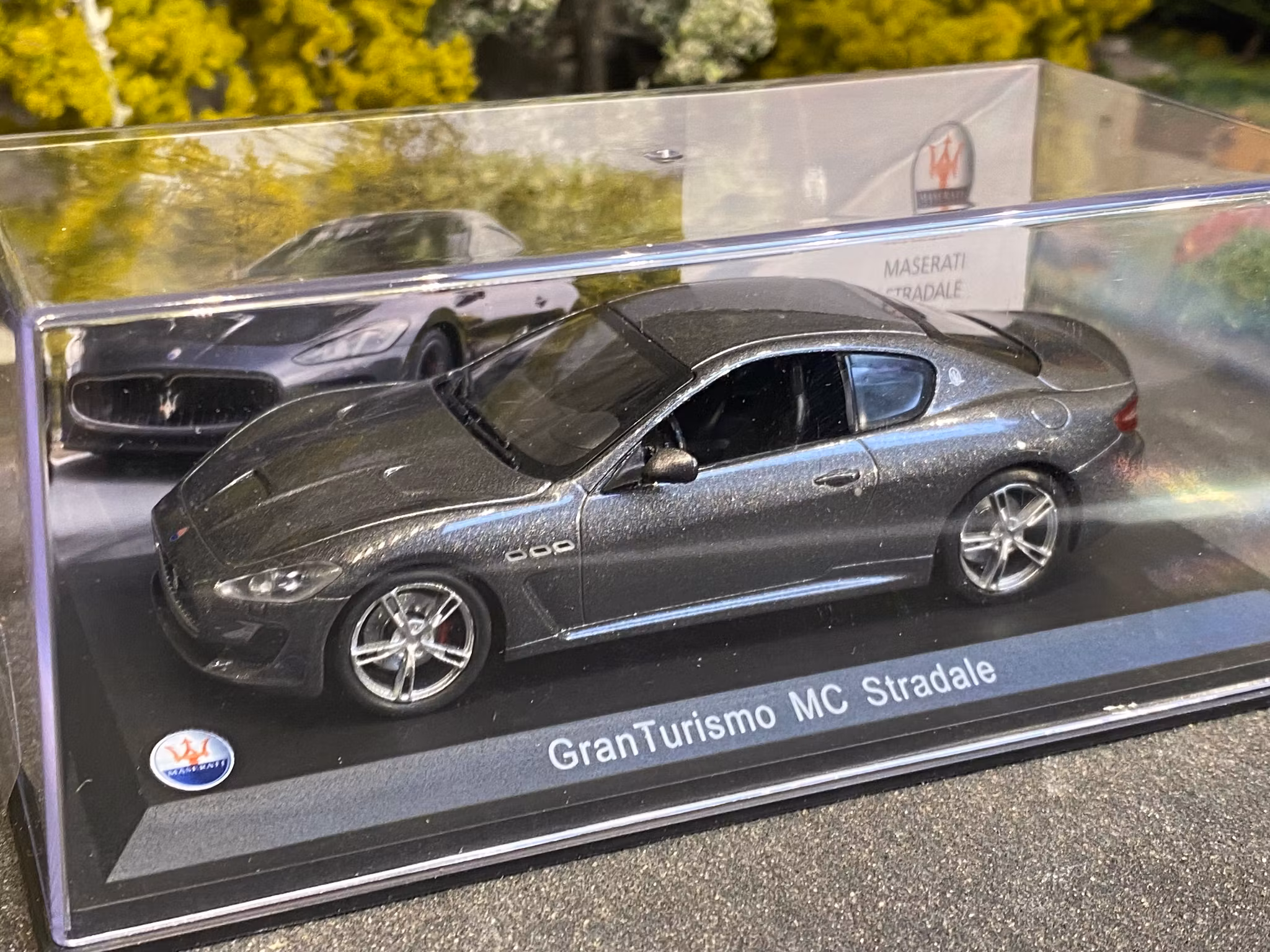 Skala 1/43 Maserati GranTrismo MC Stradale fr WhiteBox