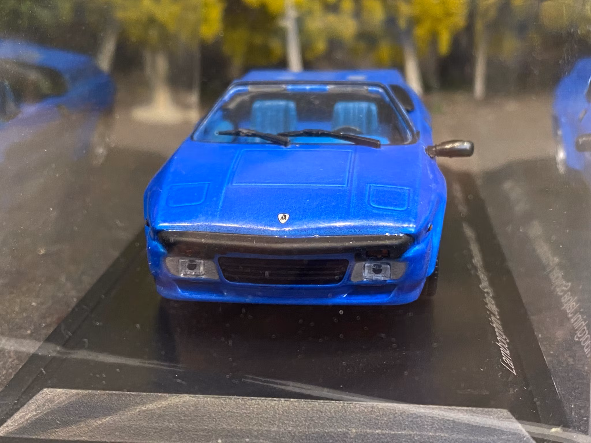 Skala 1/43 Lamborghini Jalpa Spider Prototipo 1987, blue fr WhiteBox 1 of 1000 ex