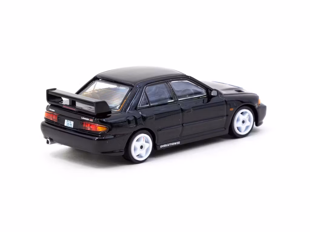 Skala 1/64 Mitsubishi Lancer GSR Evolution III Black fr Tarmac Works - GLOBAL64