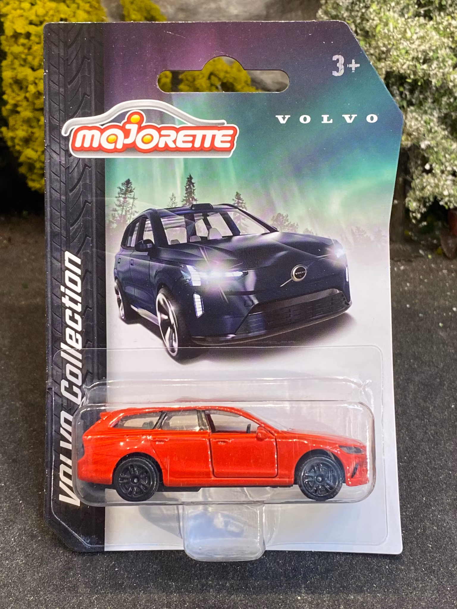 Skala 1/64 Volvo V90 - Red fr Majorette