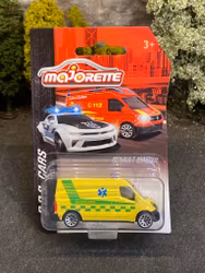 Skala 1/64 fr Majorette: Renault Master, Ambulans "Svensk" Ambulans