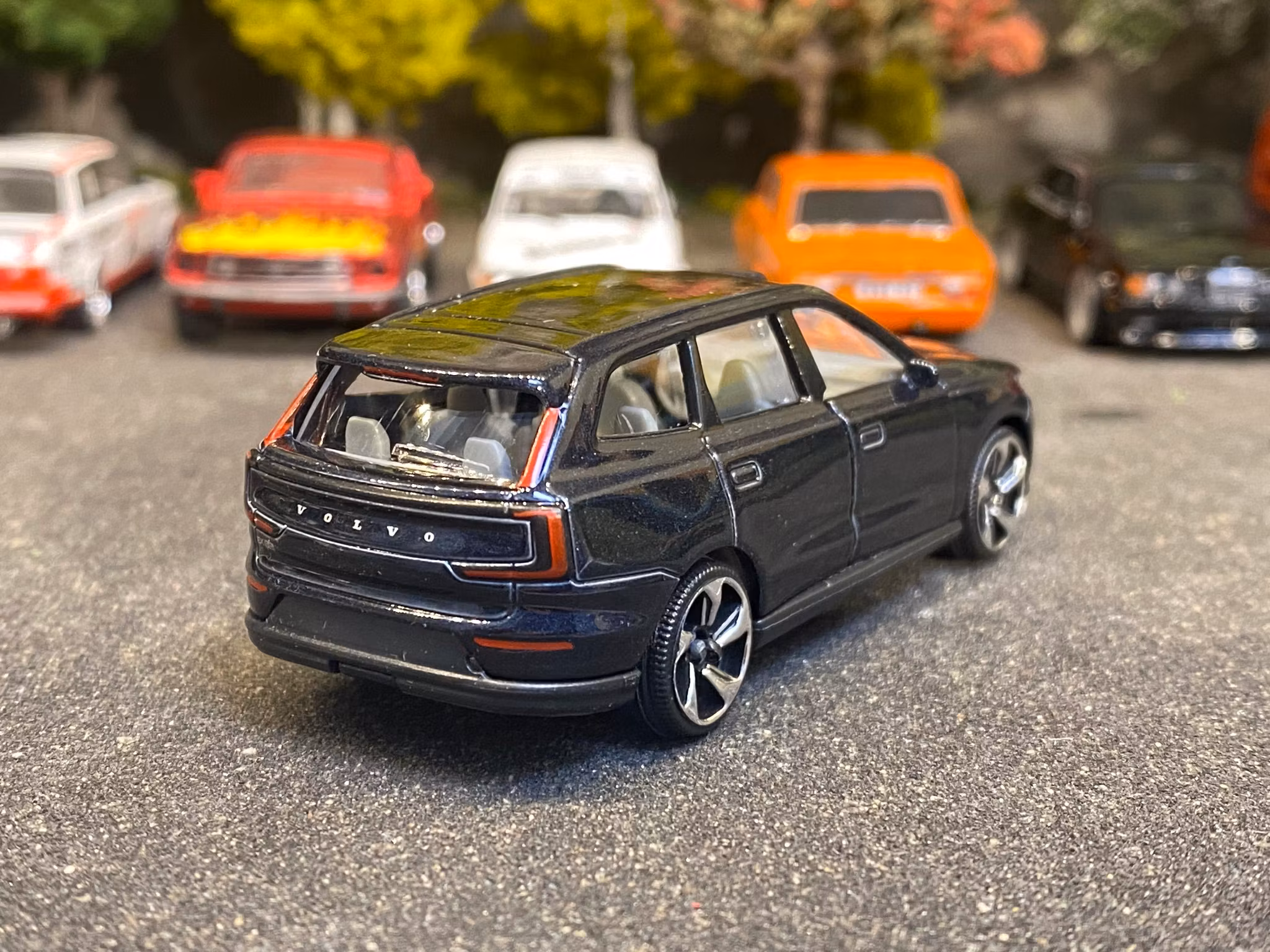 Skala 1/64 Volvo EX90 fr Majorette
