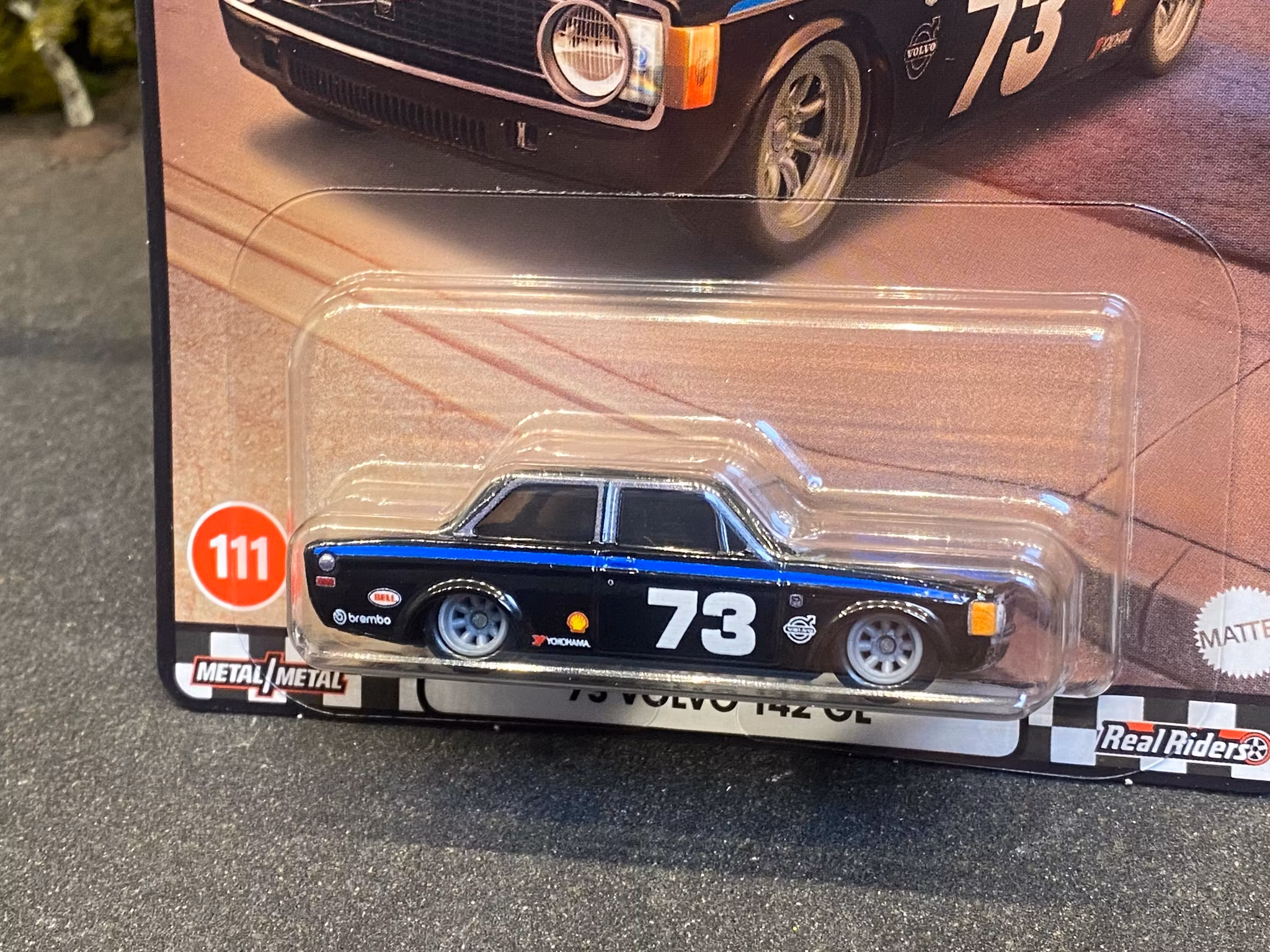 Skala 1/64 Hot Wheels Premium, Boulevard: Volvo 142 GL, Black/blue