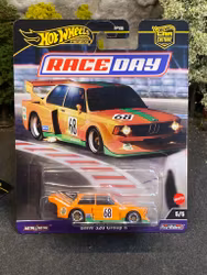 Skala 1/64 Hot Wheels Premium, Car Culture Race Day: BMW 320 Group 5