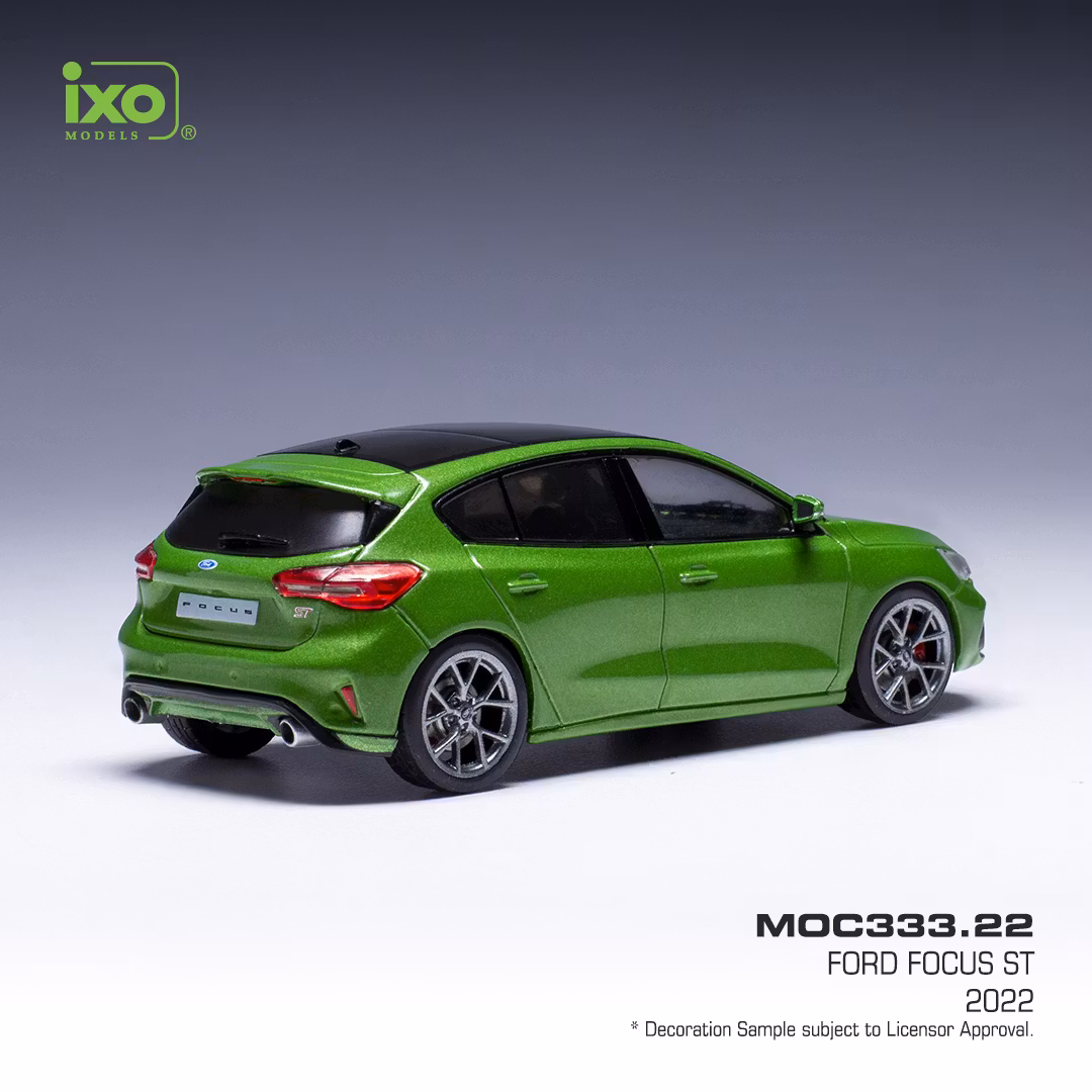 Skala 1/43 Ford Focus ST 2022, Met Green fr IXO Models (MOC333.22)