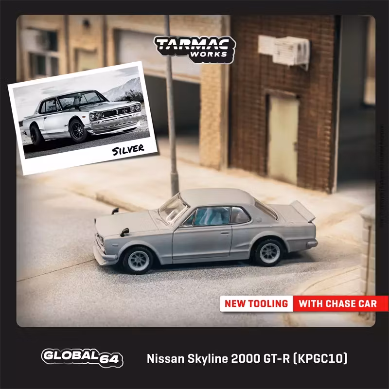 Skala 1/64 Nissan Skyline 2000 GT-R (KPGC10) Silver fr Tarmac Works