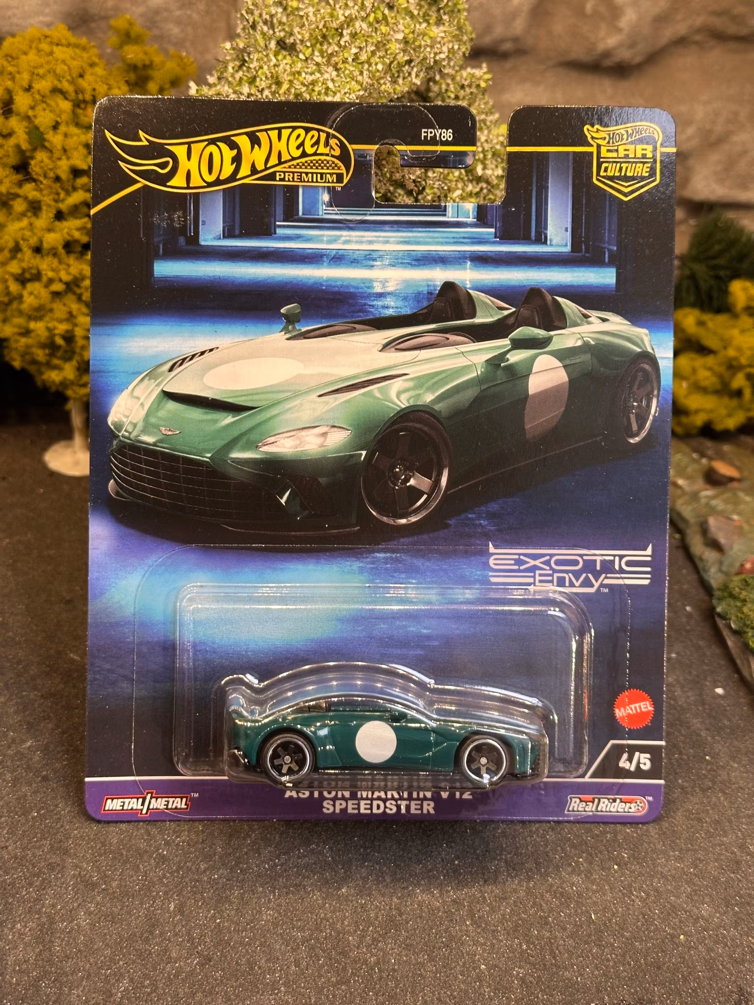 Skala 1/64 Hot Wheels Premium, Exotic Envy: Aston Martin V12 Speedster - Car Culture