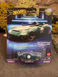Skala 1/64 Hot Wheels Premium, Exotic Envy: Aston Martin V12 Speedster - Car Culture