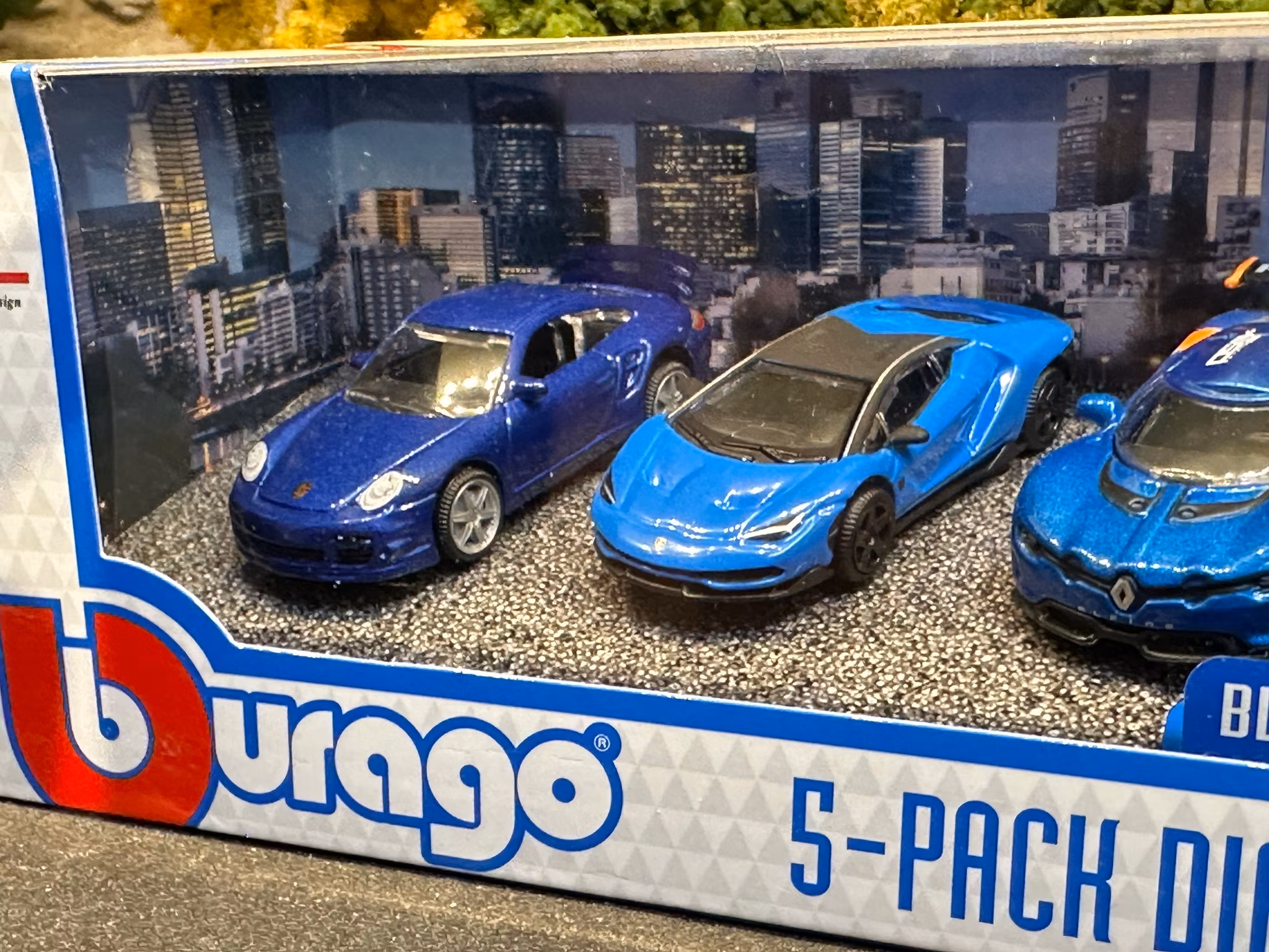 Skala 1/64 - 5-pack, Blue collection fr Bburago