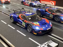 Skala 1/32 Analogue slot car fr Carrera: Ferrari 296 GT3 Emil Frey Racing #14 DTM 2024