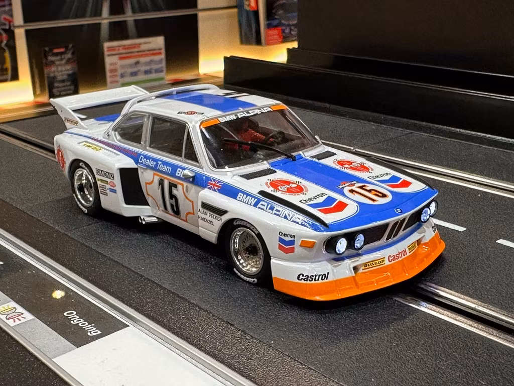 Skala 1/32 Analogue slot car fr Carrera: BMW 3.5 CSL "No.15"