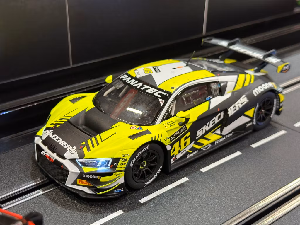 Skala 1/24 Digital/Analog slot car fr Carrera: Audi R8 LMS GT3 evo II, Valentino Rossi #46