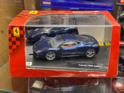 Scale 1/32 Analogue slotcar Carrera: Ferrari 458 Italia, Blue