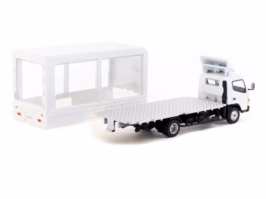 Skala 1/64 Mitsubishi Fuso Canter Mobile Display Truck - Tarmac TRUCK64