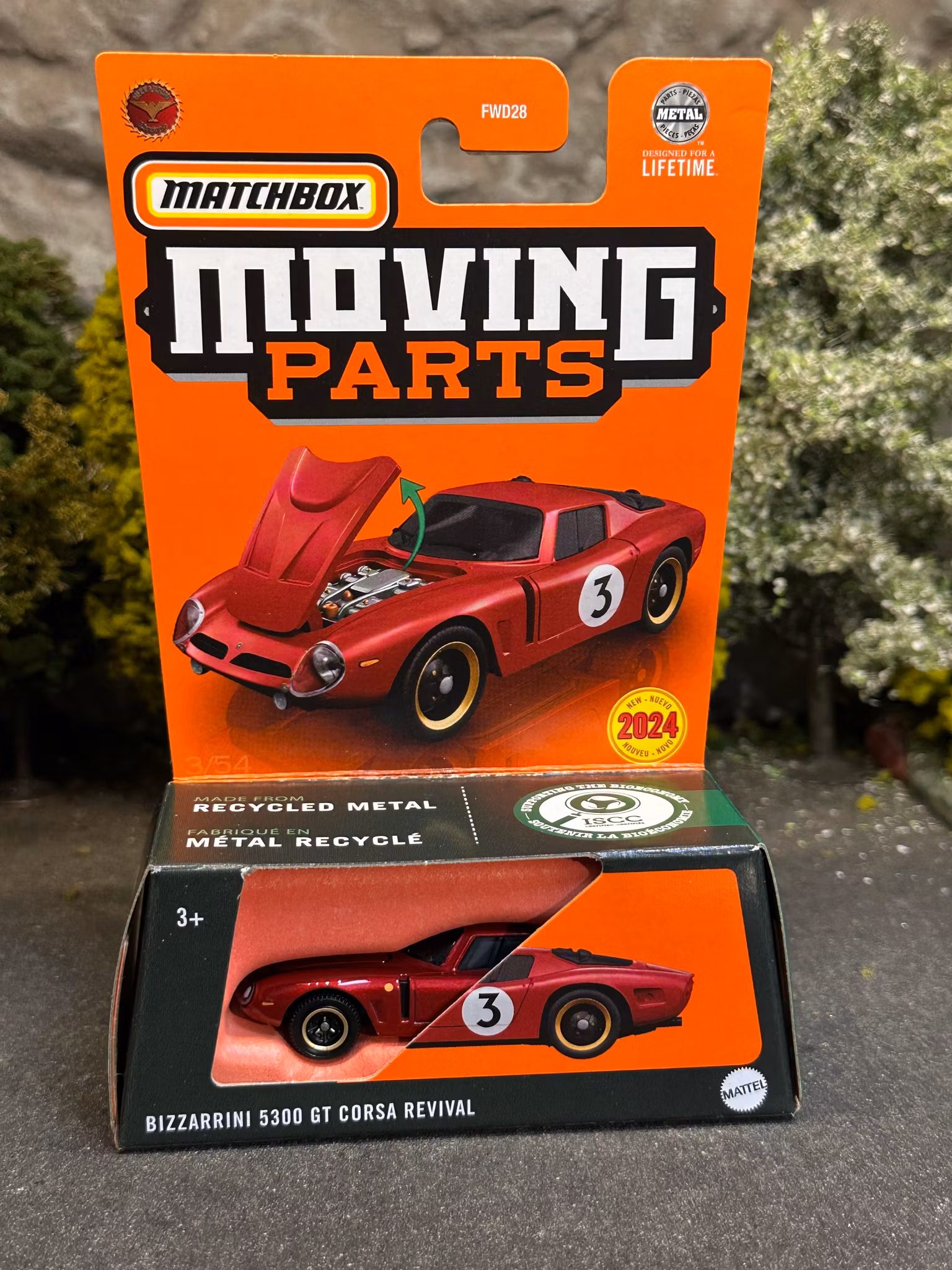 Skala 1/64 Matchbox "Moving Parts" - Bizzarini 5300 GT Corsa Revival