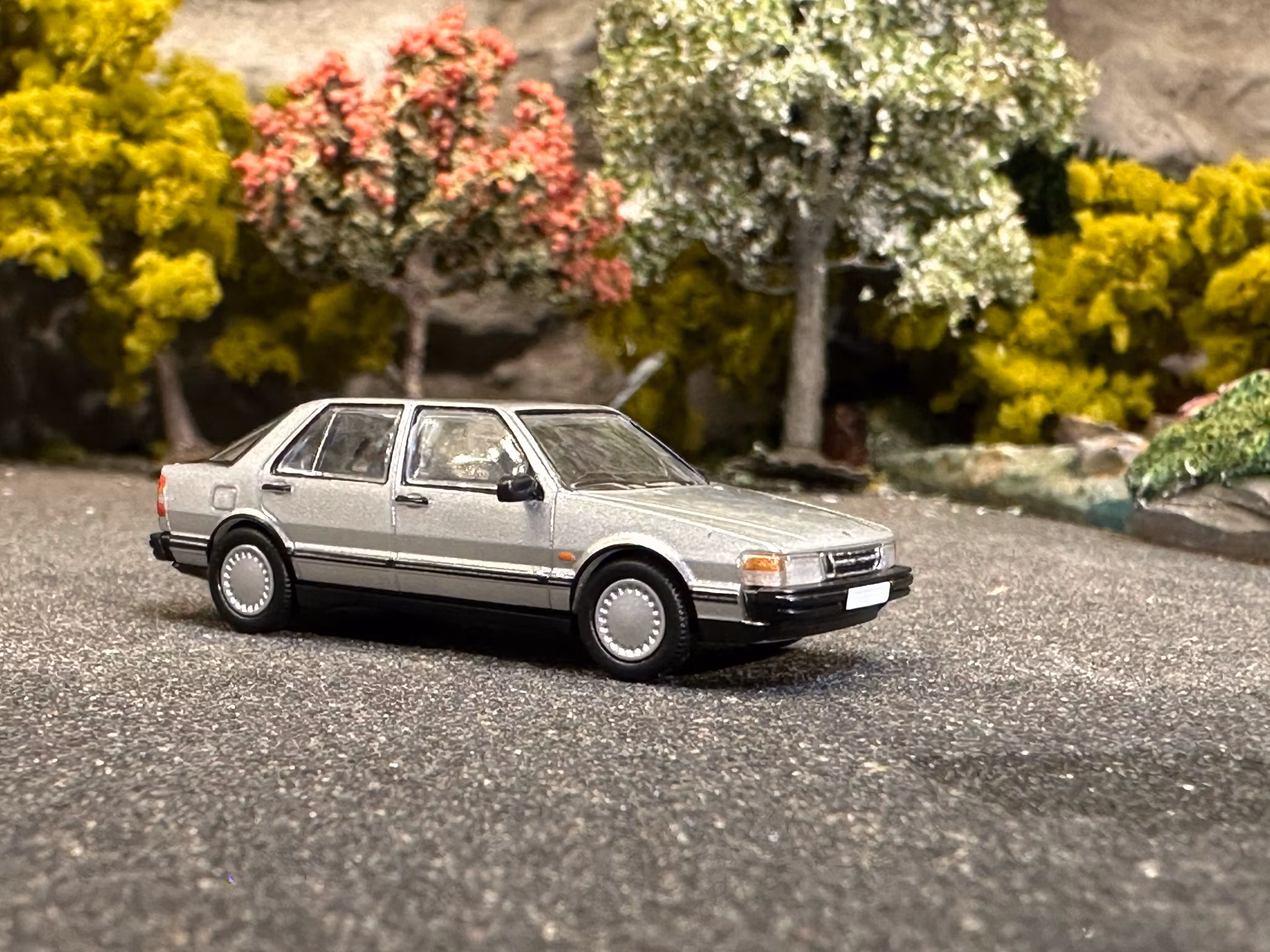 Skala 1/87 - SAAB 9000 CC, Silver fr PCX87