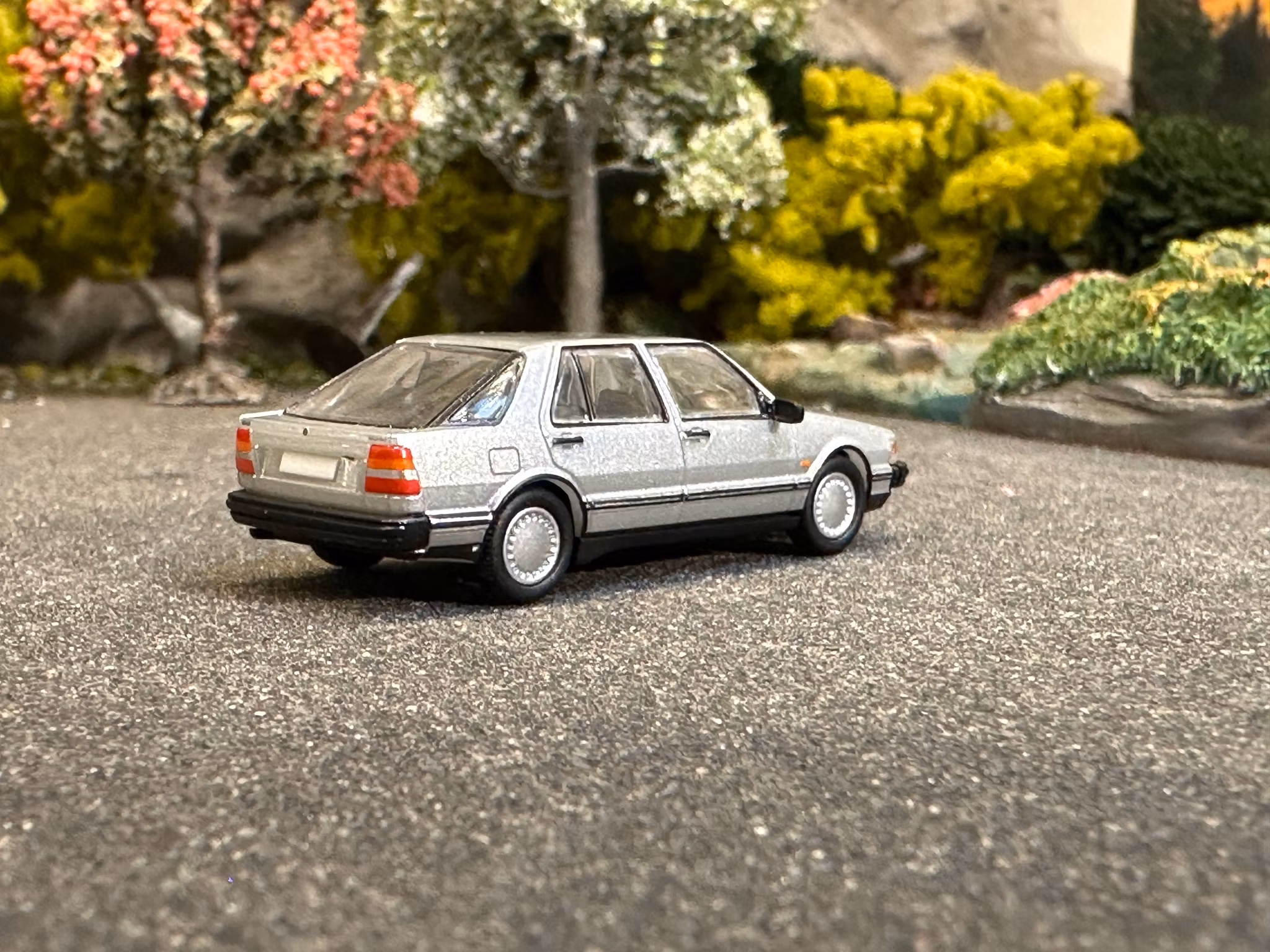 Skala 1/87 - SAAB 9000 CC, Silver fr PCX87