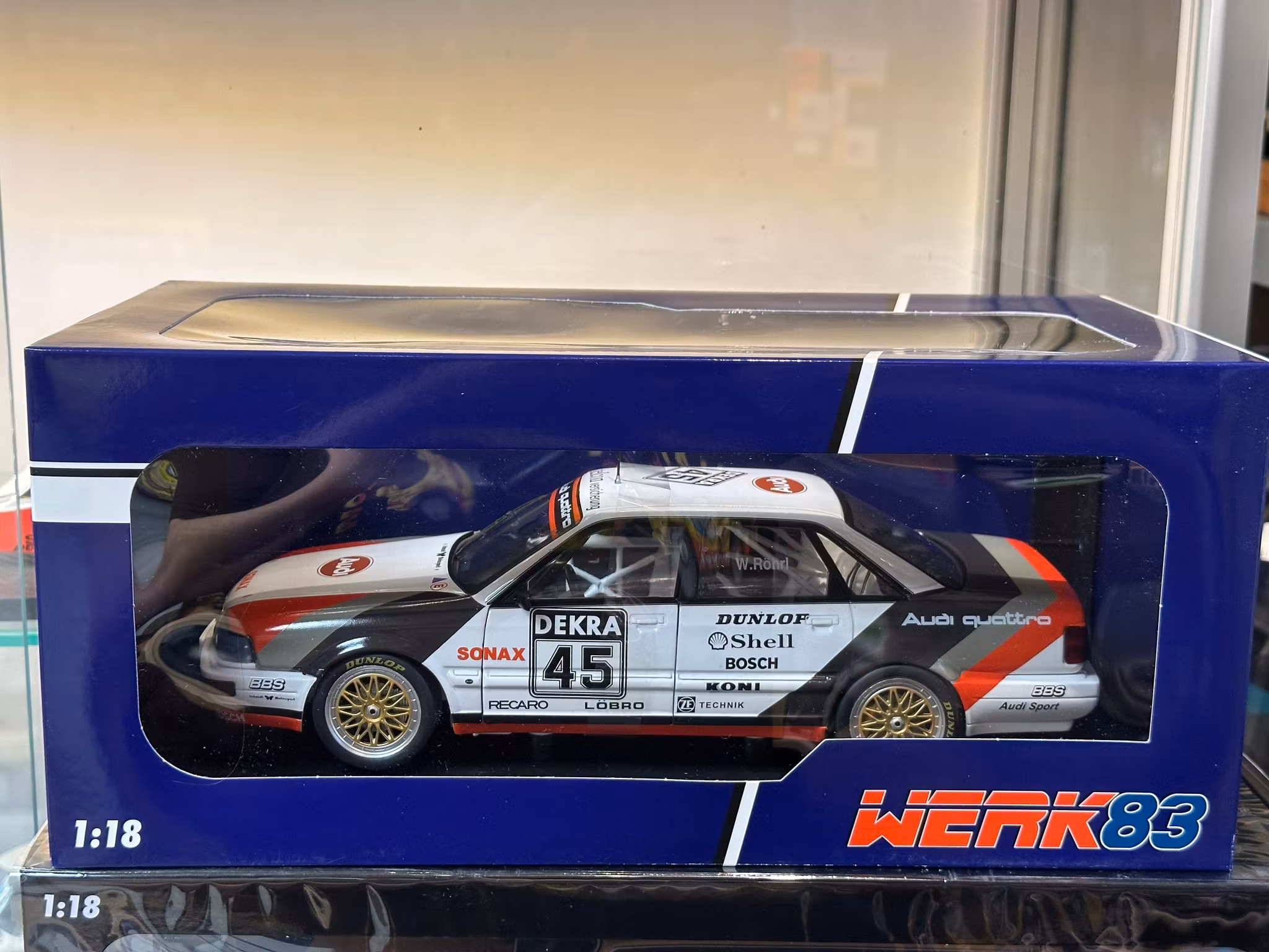 Skala 1/18 Audi V8 DTM #45 W.Röhrl fr WERK83