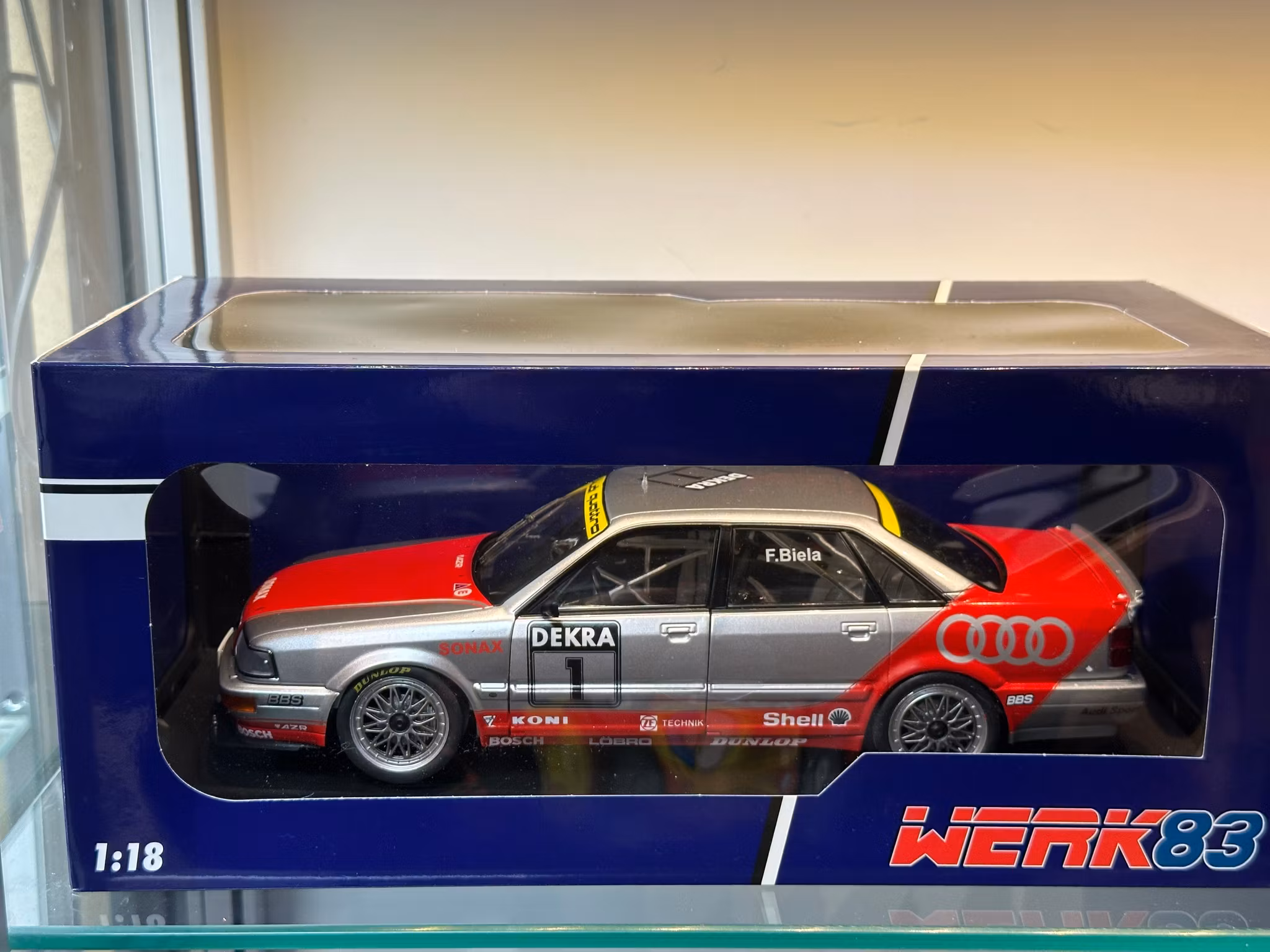 Skala 1/18 Audi V8 DTM #1 F.Biela fr WERK83