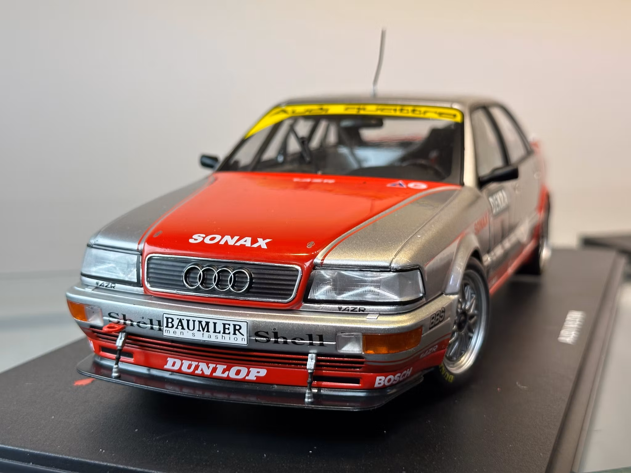 Skala 1/18 Audi V8 DTM #1 F.Biela fr WERK83