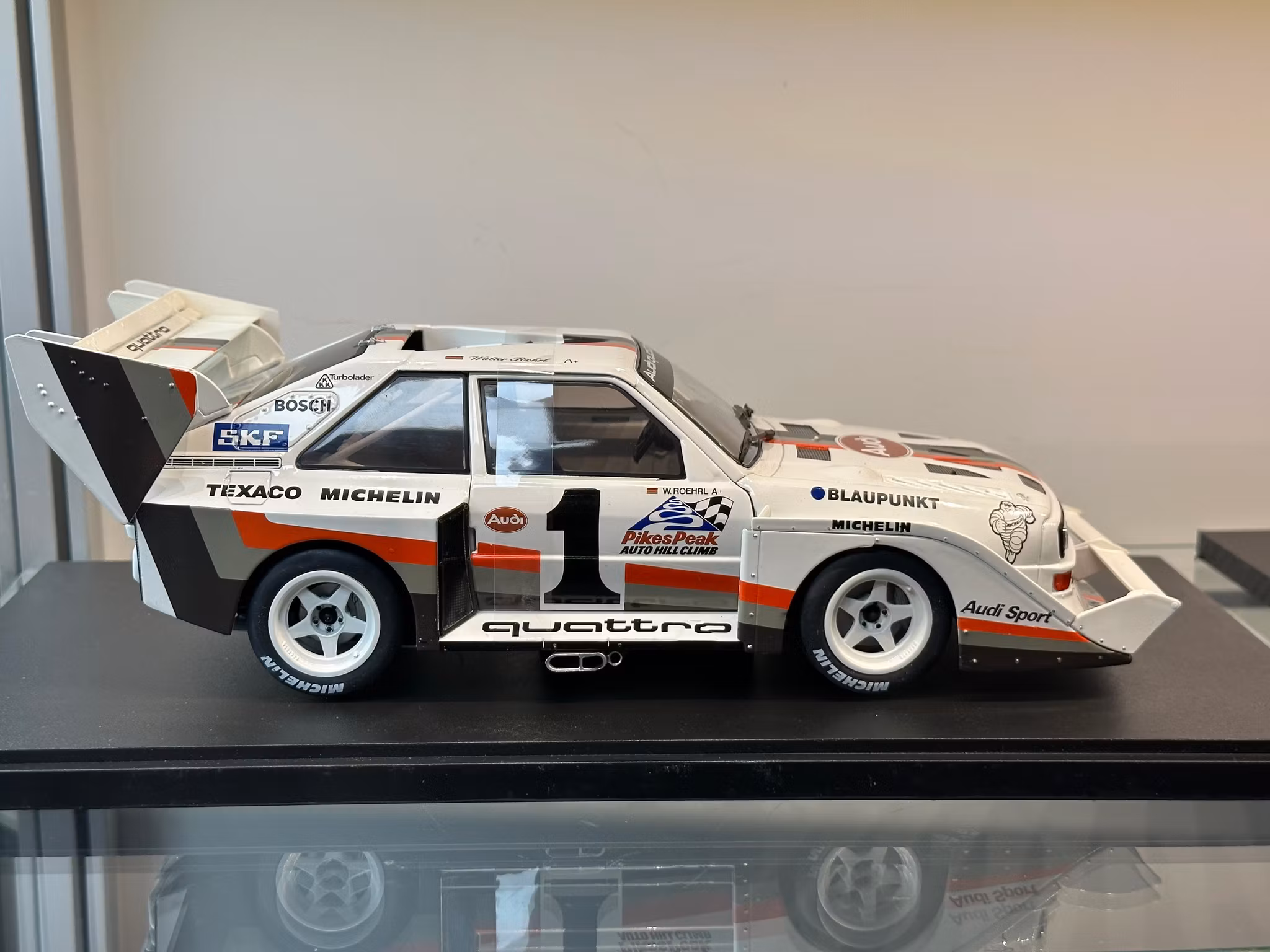 Skala 1/18 Audi S1 W.Röhrl, Winner pikes peak 1987 fr WERK83