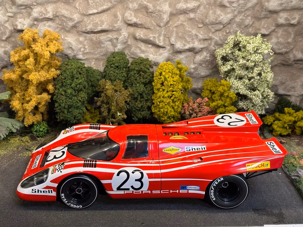 Skala 1/12 Porsche 917K 24H France 1970 Attwood/Herrmann Winner (R23)fr Norev