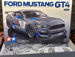 Skala 1/24 Ford Mustang GT4, Plastic building kit fr Tamiya