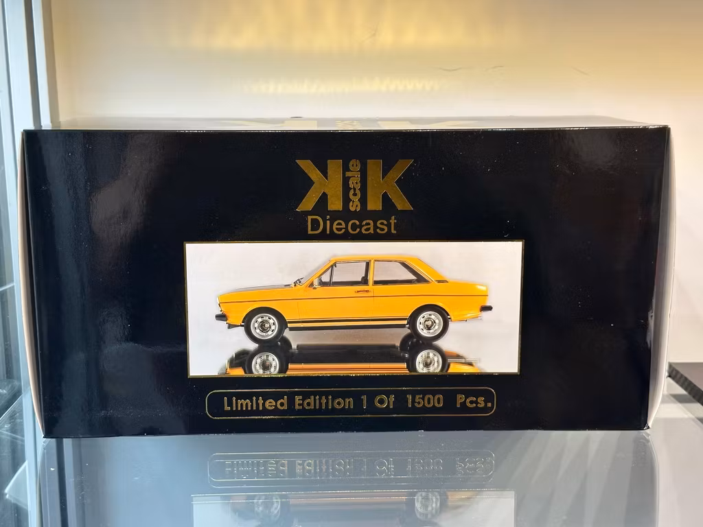 Skala 1/18 Audi 80 GT/E Orange fr KK-scale 1 of 1500 pcs