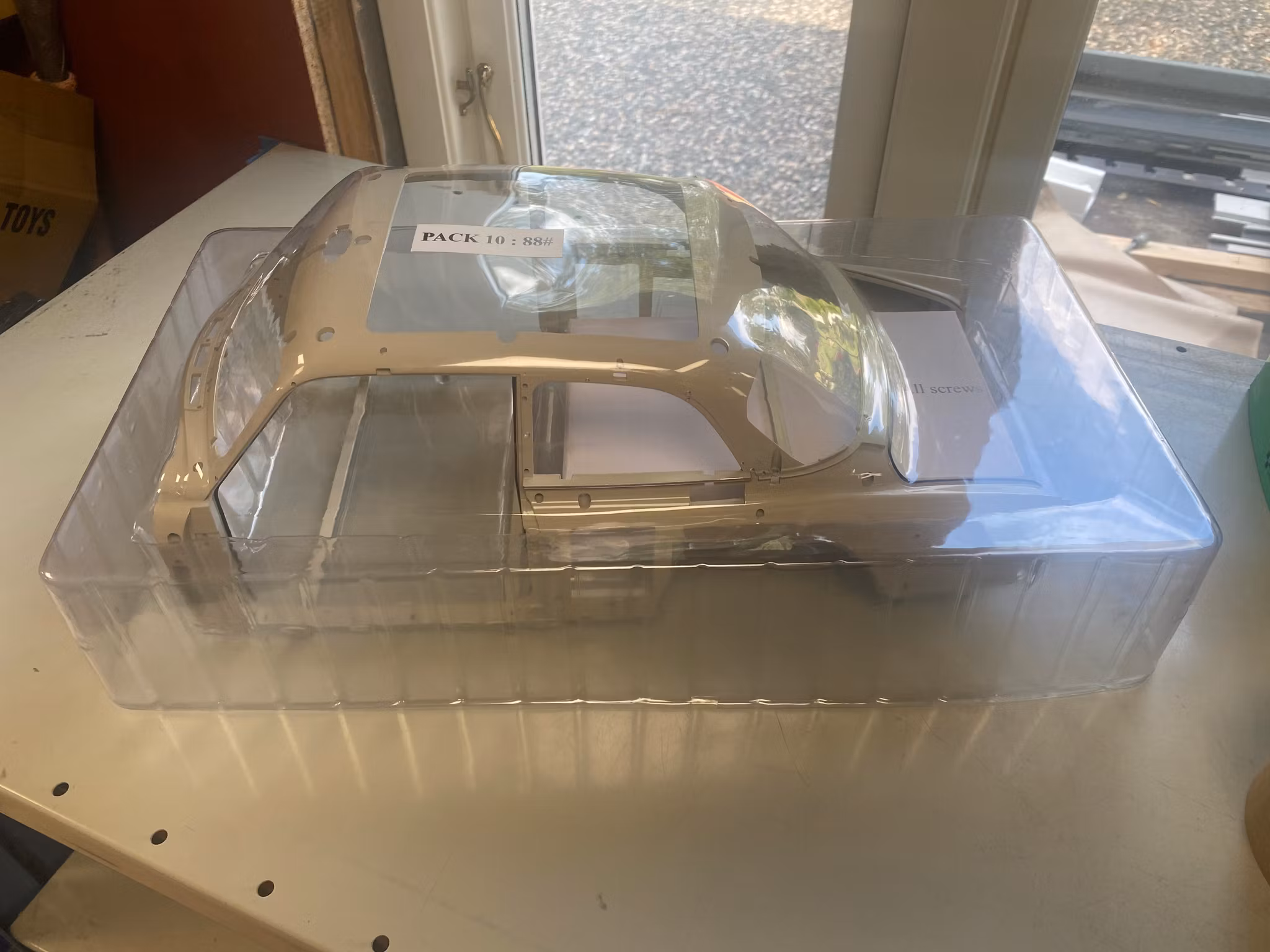 Skala 1/8 Volvo 122S Amazon in metal, w light, etc. fr Ixo Collections - Diamant8