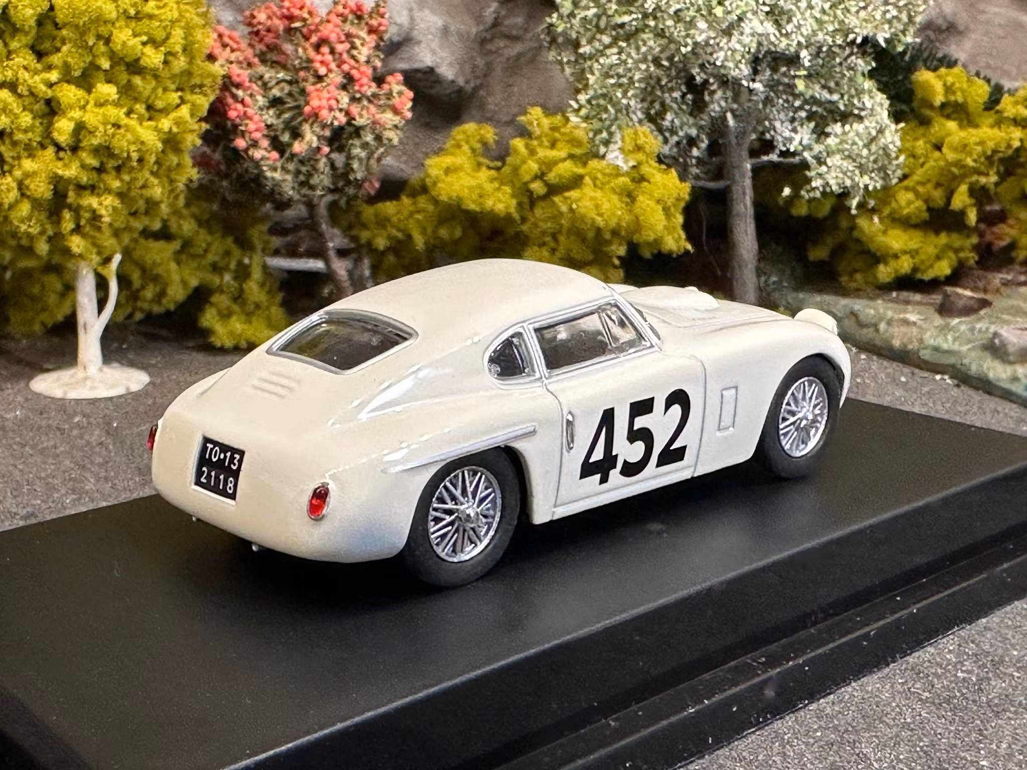 Skala 1/43 Siata 208 CS Mille Miglia 1953 Stazzi - Melocci fr Starline