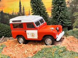 Skala 1/43 Land Rover - Fire chief, Barcelona fr Salvat