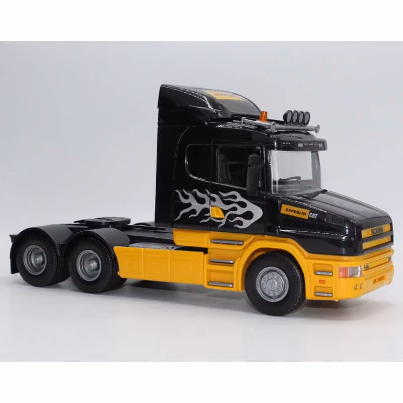 Skala 1/25 SCANIA T Zeppelin Cat, Dragare/Tarctor fr Emek 860012