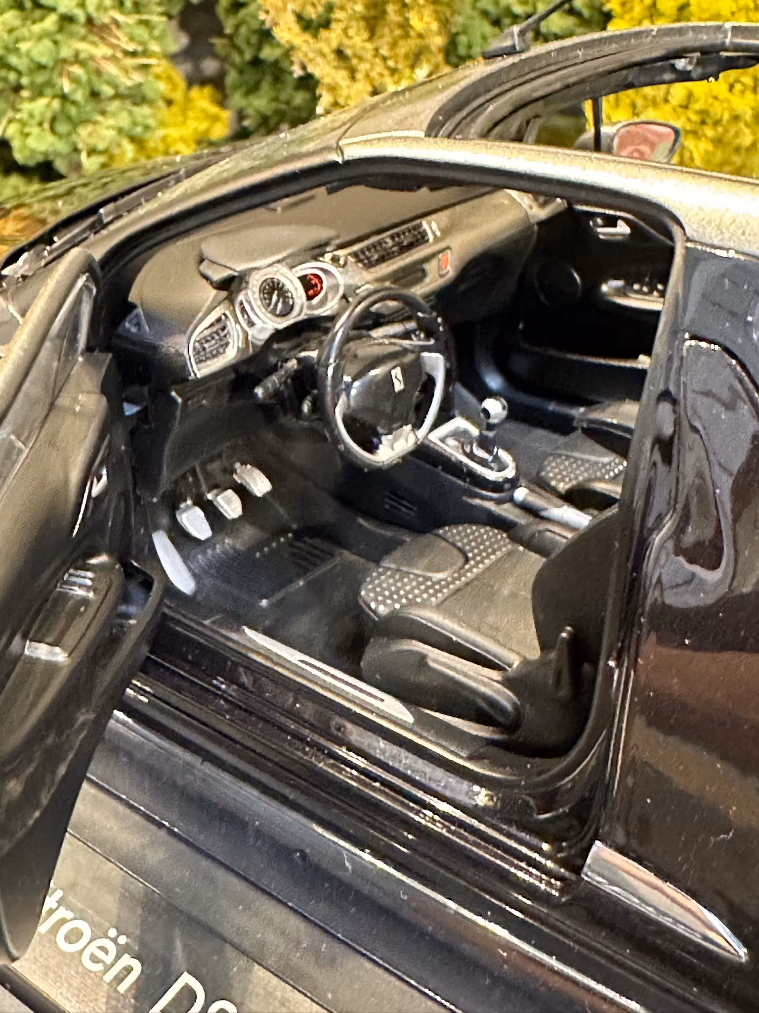 Skala 1/18 Citroen DS3 Cabrio fr Norev