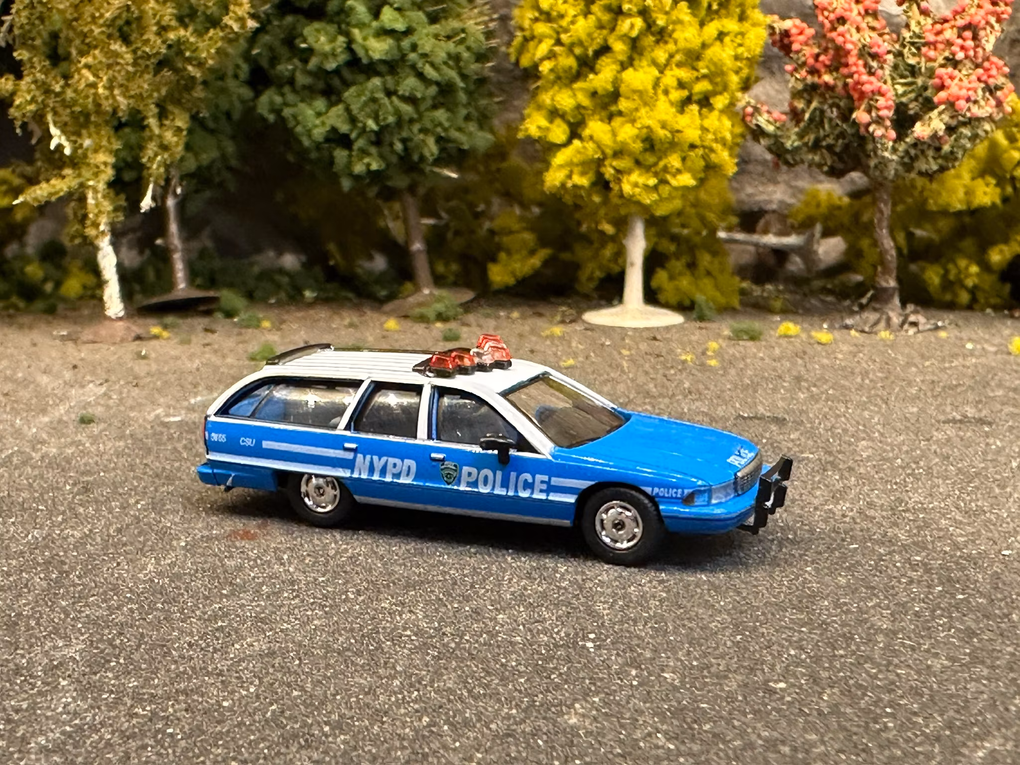Skala 1/87 - Chevrolet Caprice Station Wagon, NYPD Police car fr PCX87