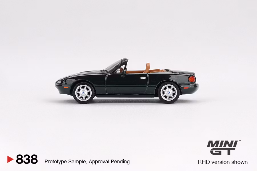 Skala 1/64 MAZDA MX5 EUNOS ROADSTER V-SPECIAL EXCELLENT GREEN MICA 1990 fr MINI GT (GT838)