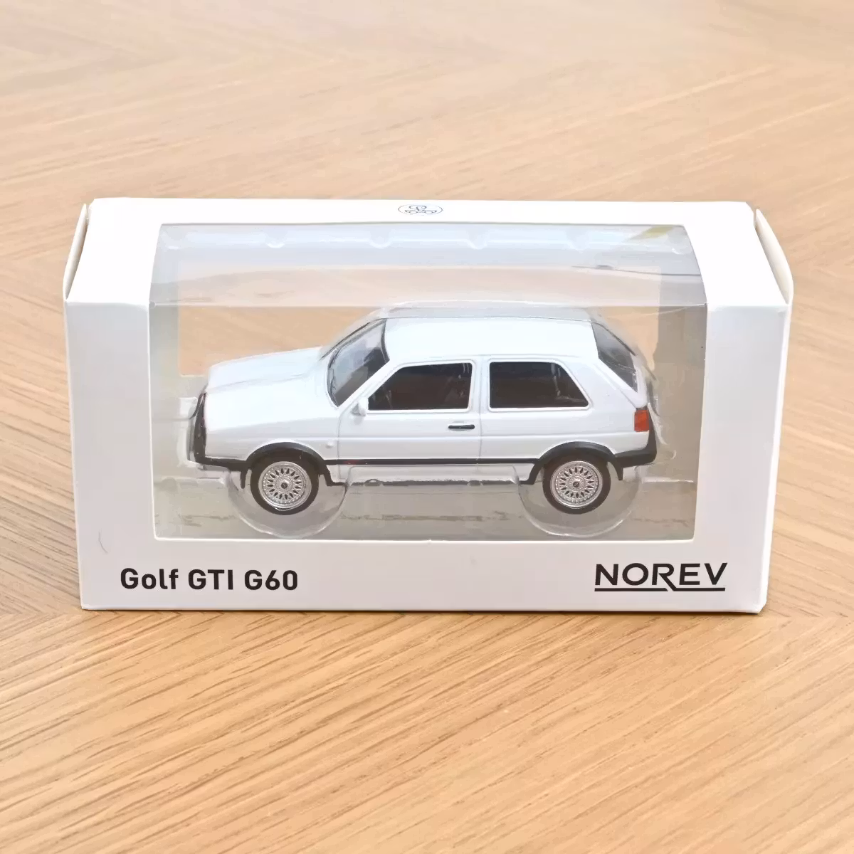 Skala 1/43 Volkswagen Golf II GTI G60 1990 White fr NOREV