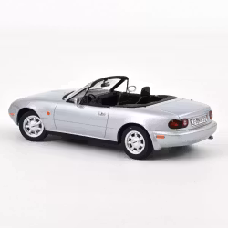 Skala 1/18 Mazda MX-5 Miata 1989, Silver fr NOREV