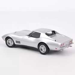 Skala 1/18 1969 Chevrolet Corvette Coupe, Silver fr Norev