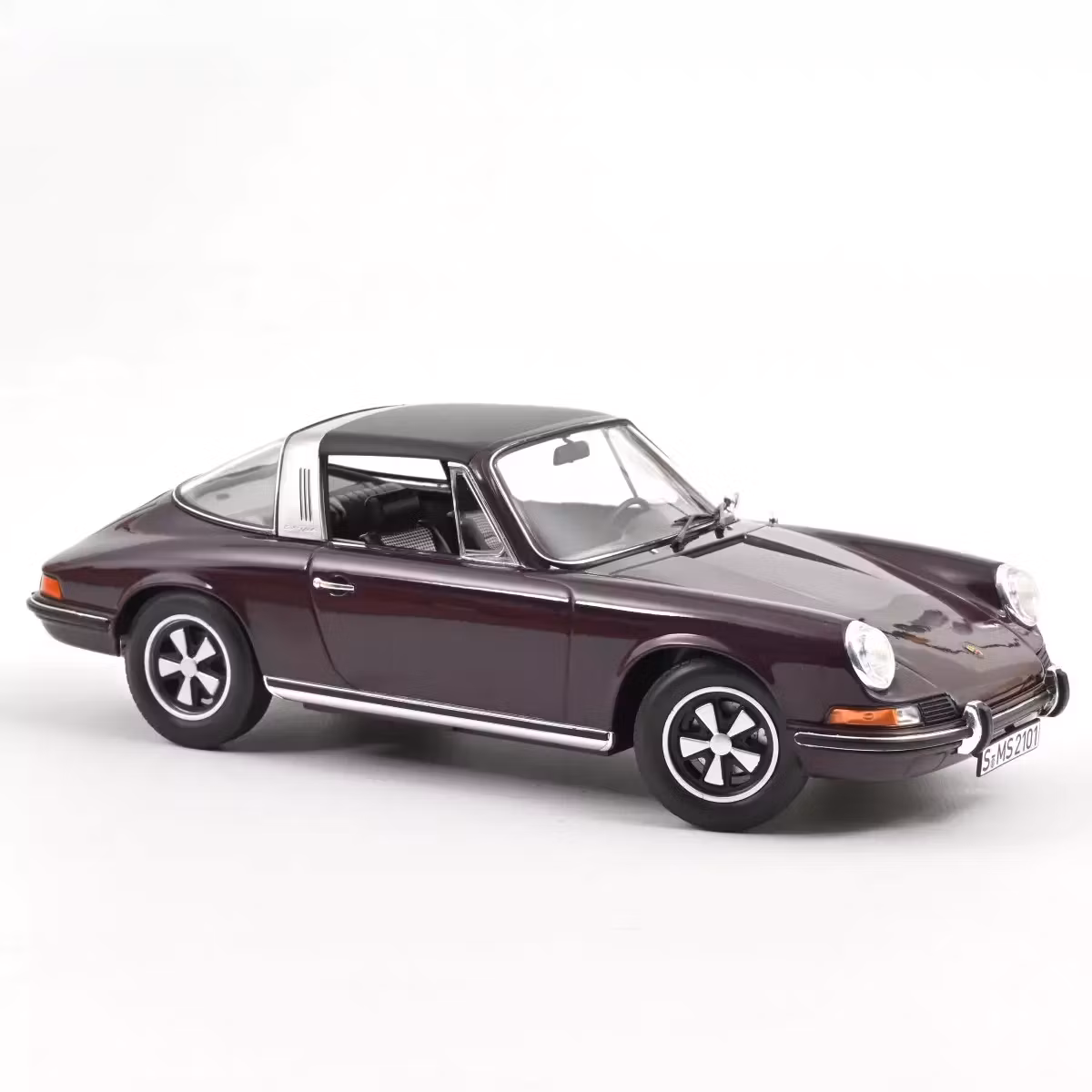 Skala 1/18 Porsche 911 E Targa 1971 Purple fr Norev