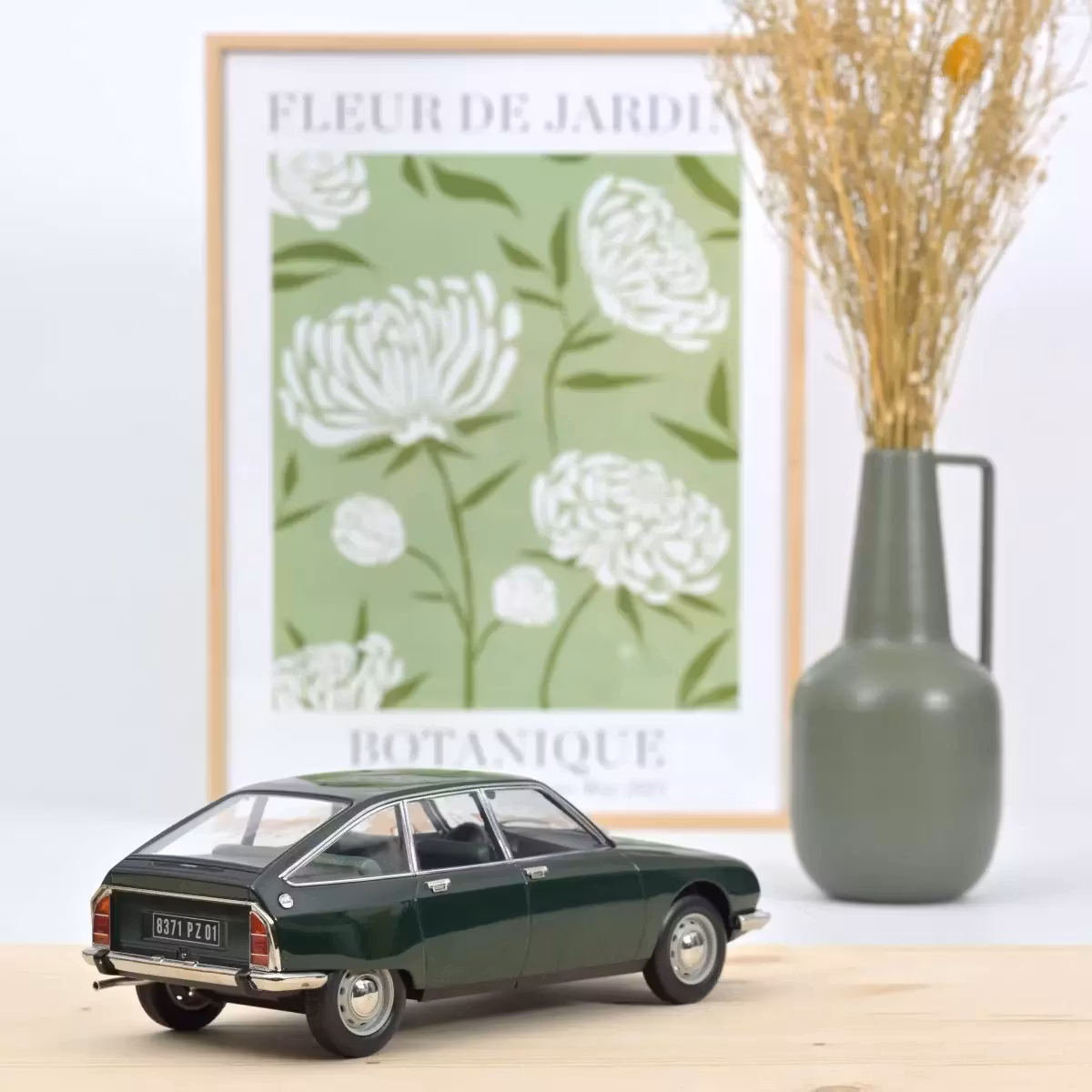 Skala 1/18 Citroën GS Club 1972 Charmille Green fr Norev