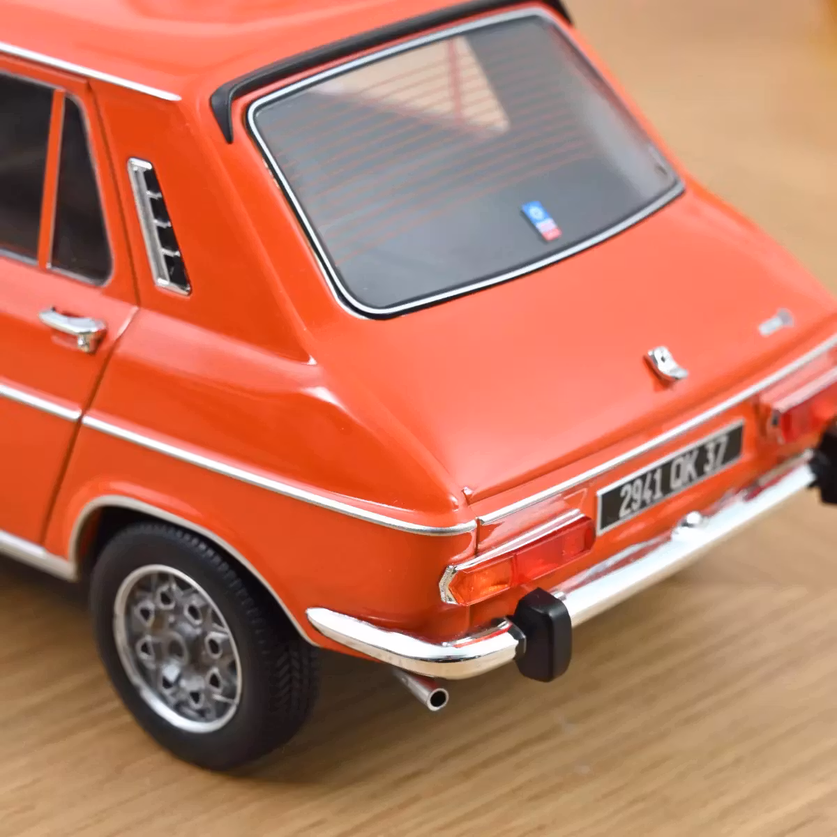 Skala 1/18 Simca 1100 TI 1974 Sumatra Red fr Norev
