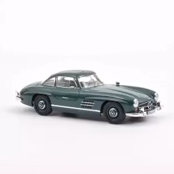 Skala 1/18 Mercedes-Benz 300 SL 1954 Green fr Norev