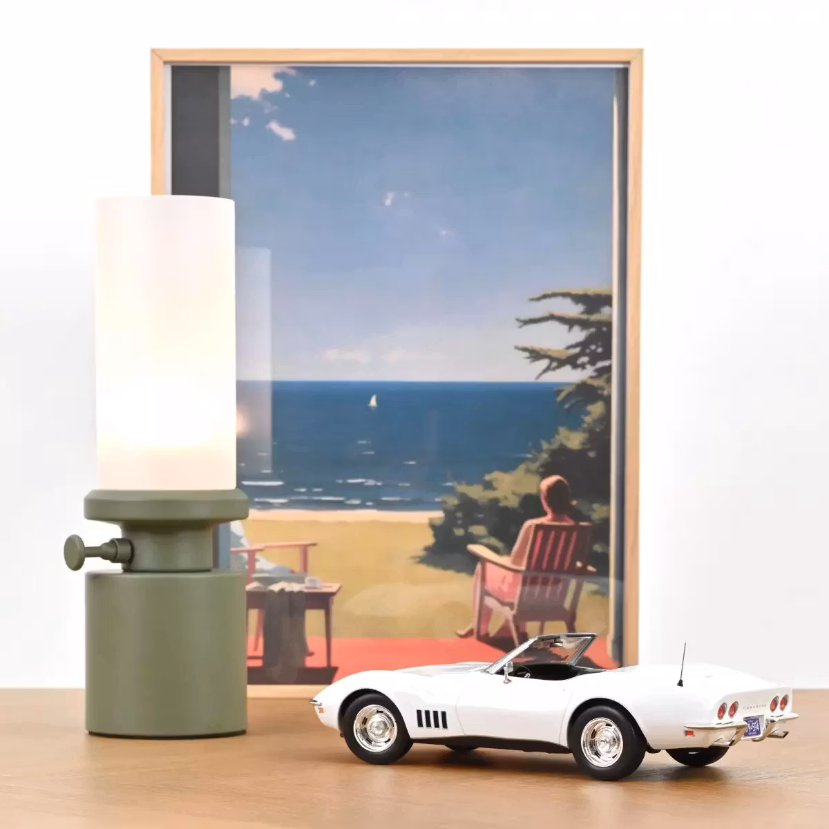 Skala 1/18 Chevrolet Corvette Convertible 1969 Can Am White fr Norev