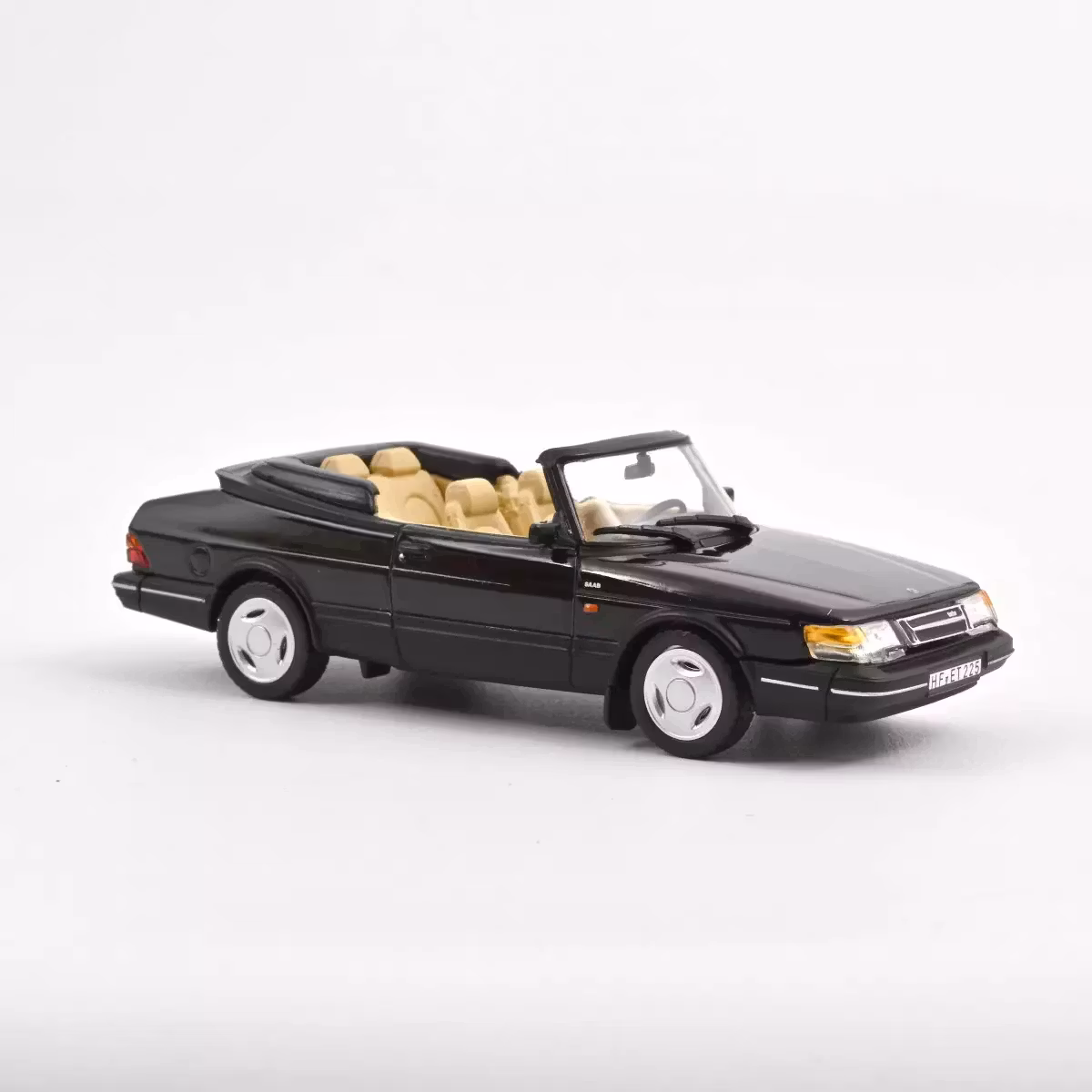 Skala 1/43 Saab 900 Turbo 16 Cabriolet, 1992, Black fr Norev