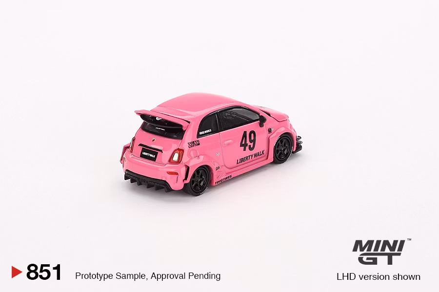 Skala 1/64 ABARTH 595 LB-WORKS x Abas Works Pink fr MINI GT (GT851)