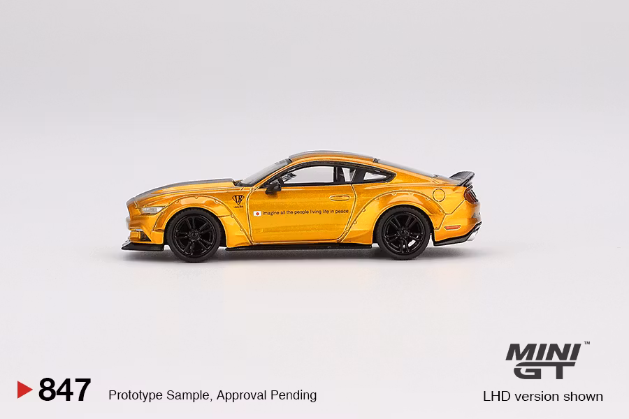 Skala 1/64 LB-WORKS FORD MUSTANG LB Gold fr MINI GT (GT847)