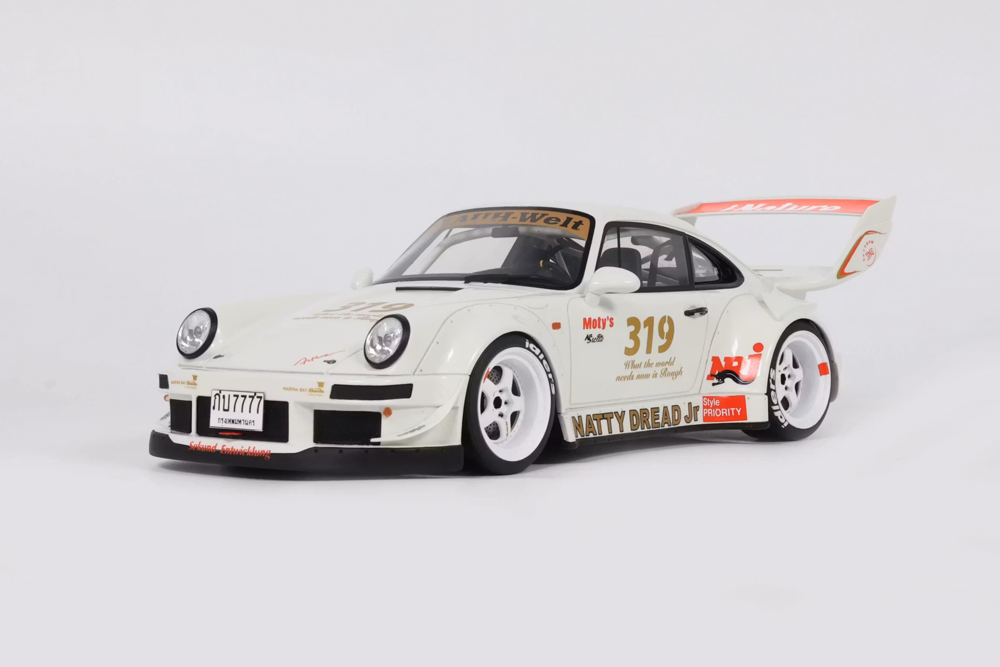 Skala 1/18 RWB Natty Dread Junior White 2024 fr GT Spirit (GT489)