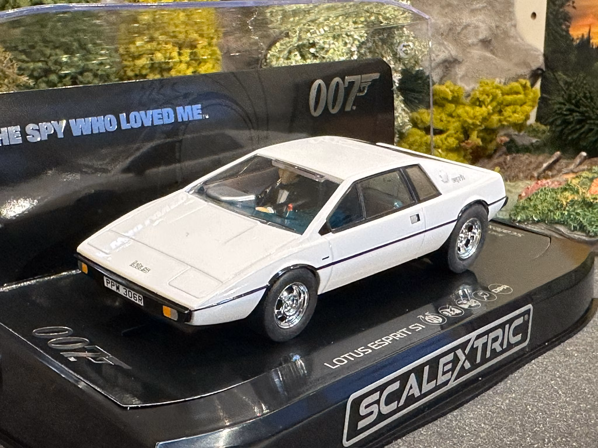 Skala 1/32 Analogue Scalextric Slot Car: James Bond Lotus Esprit S1 - The Spy Who Loved Me