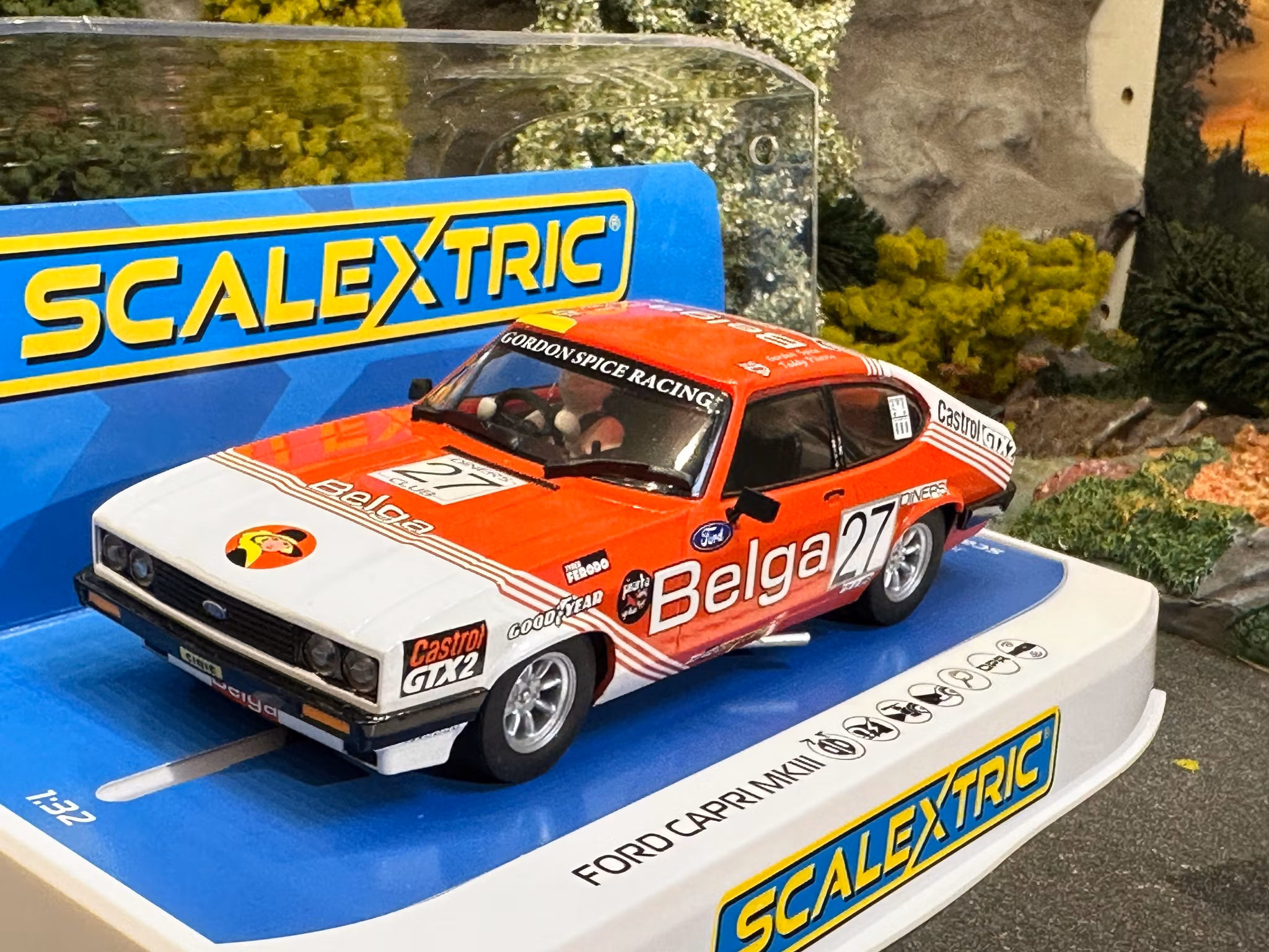 Skala 1/32 Analogue Scalextric Slot Car: Ford Capri MKIIII - Spa 24hrs winner 1978