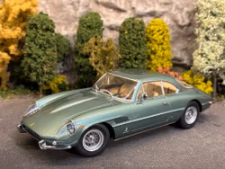 Skala 1/18 Ferrari 400 Superamerica 1962, Green Metallic fr KK-Scale